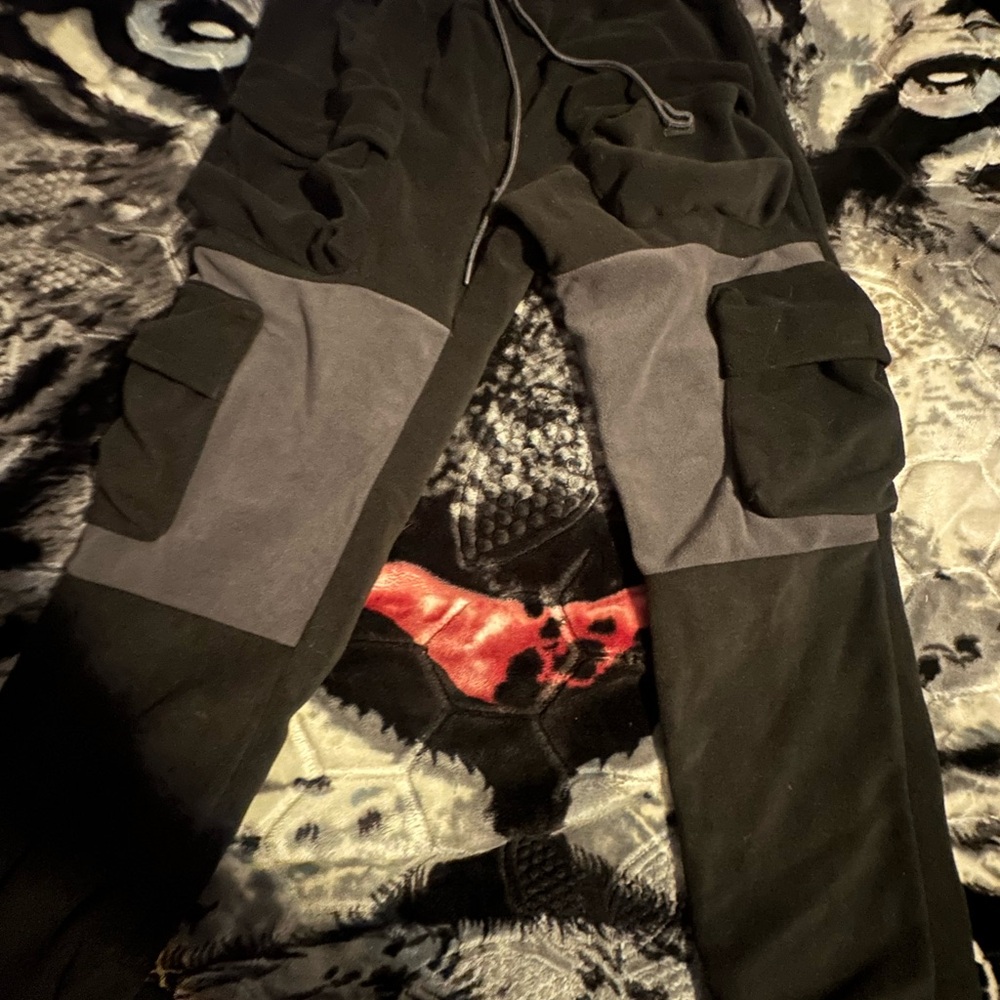 Men's Black and Gray Cargo Pants